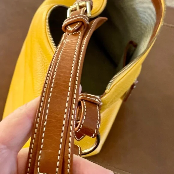 Dooney & Bourke spring time Yellow Hobo Bag. In great condition gently used. - Picture 10 of 10
